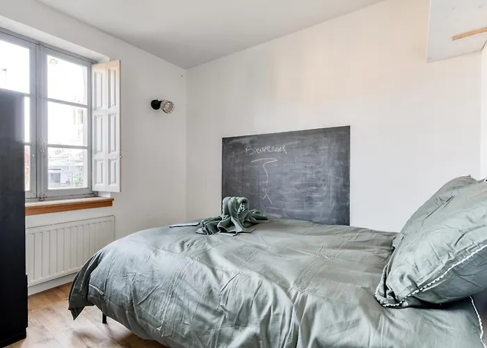 Le Queen - Wifi - Parking Gratuit - Climatisation - - Equipee Appartement *