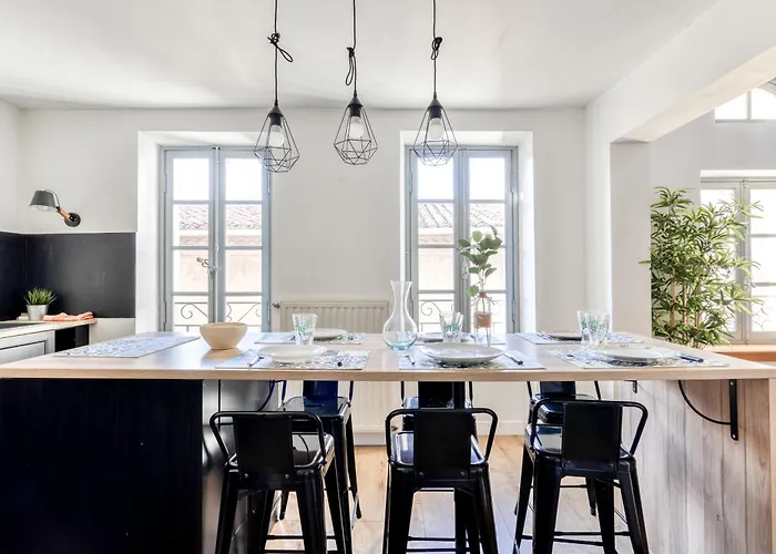 Le Queen - Wifi - Parking Gratuit - Climatisation - - Equipee Appartement *