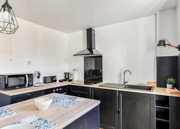 Daire Le Queen - Wifi - Parking Gratuit - Climatisation - - Equipee Carcassonne